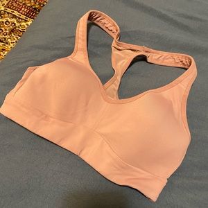 Lululemon bra size 4